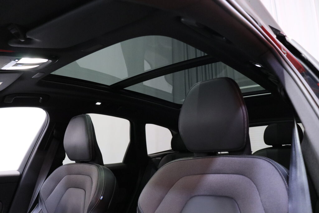 Volvo - XC60 - T6 AWD Long Range Plus Bright aut Volvo - XC60 - T6 AWD Long Range Plus Bright aut - Maastoauto