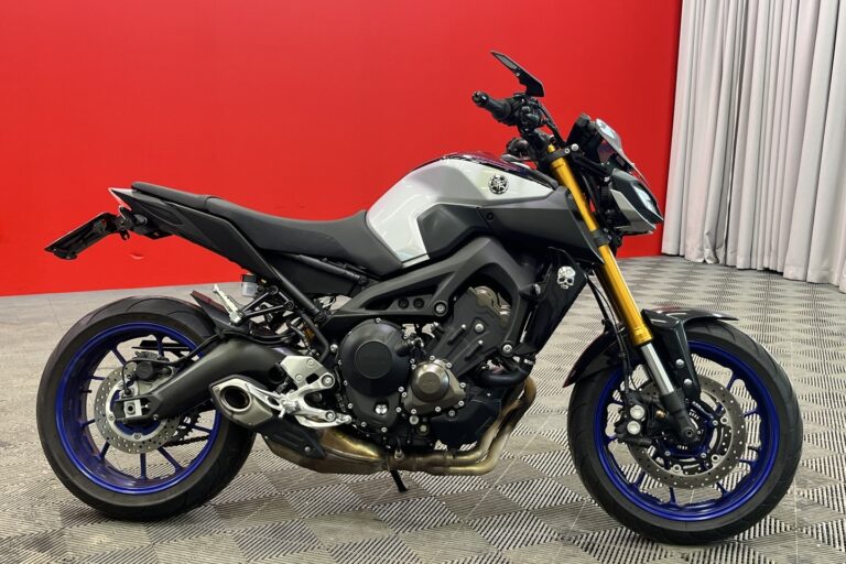 Yamaha - MT-09 - SP // Öhlins / Sifter / Suomi-pyörä // - Moottoripyörä