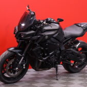 Yamaha - MT-10 - // Akrapovic / Suomi-pyörä / Penkitetty / Shifter / Vakkari / Ajomodet // - Moottoripyörä