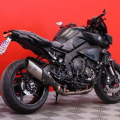 Yamaha - MT-10 - // Akrapovic / Suomi-pyörä / Penkitetty / Shifter / Vakkari / Ajomodet // - Moottoripyörä