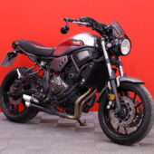 Yamaha - XSR - 700 // IXIL kokoputkisto / Diginäyttö / Huoltohistoria // - Moottoripyörä