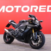 Yamaha - YZF-R1 - // Suomi-pyörä / Mattamusta! / Akrapovic kokoputkisto / Shifter ylös/alas / Ajomodet / Huoltokirja // - Moottoripyörä