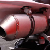 Yamaha - YZF-R1 - // Suomi-Pyörä / LeoVince / Huoltokirja // - Moottoripyörä