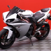 Yamaha - YZF-R1 - // Suomi-Pyörä / LeoVince / Huoltokirja // - Moottoripyörä