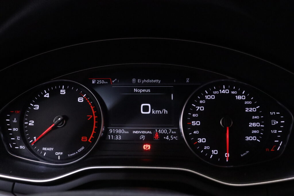 tuotekuva-Audi-A4-CNH-564-2026-03-11-150103-19 tuotekuva-Audi-A4-CNH-564-2026-03-11-150103-19