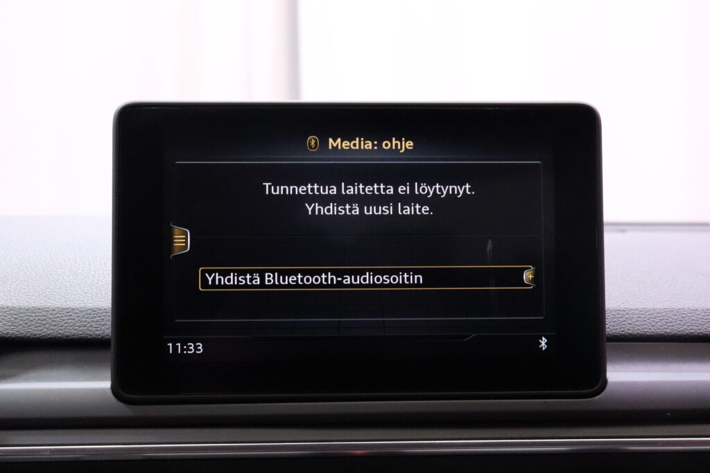 tuotekuva-Audi-A4-CNH-564-2026-03-11-150103-27 tuotekuva-Audi-A4-CNH-564-2026-03-11-150103-27