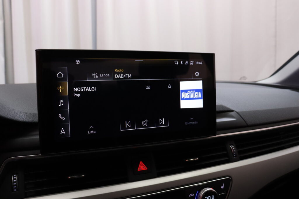 tuotekuva-Audi-A4-FPT-966-2026-03-27-204102-24 tuotekuva-Audi-A4-FPT-966-2026-03-27-204102-24