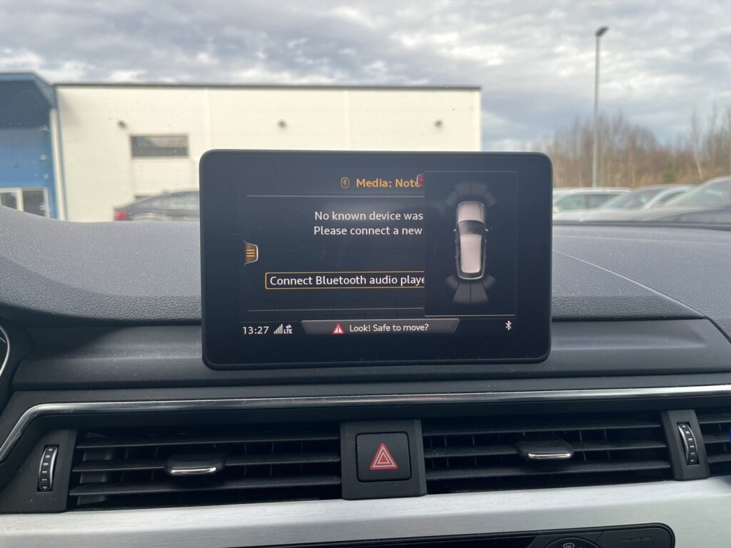 Audi - A4 - Avant S-Line 2.0 TDI 140kW quattro S tronic Audi - A4 - Avant S-Line 2.0 TDI 140kW quattro S tronic - Farmari