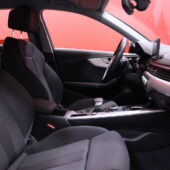 Audi - A4 - Sedan Business 40 TFSI 140 kW MHEV S tronic // ACC / Webasto / Koukku / - Sedan