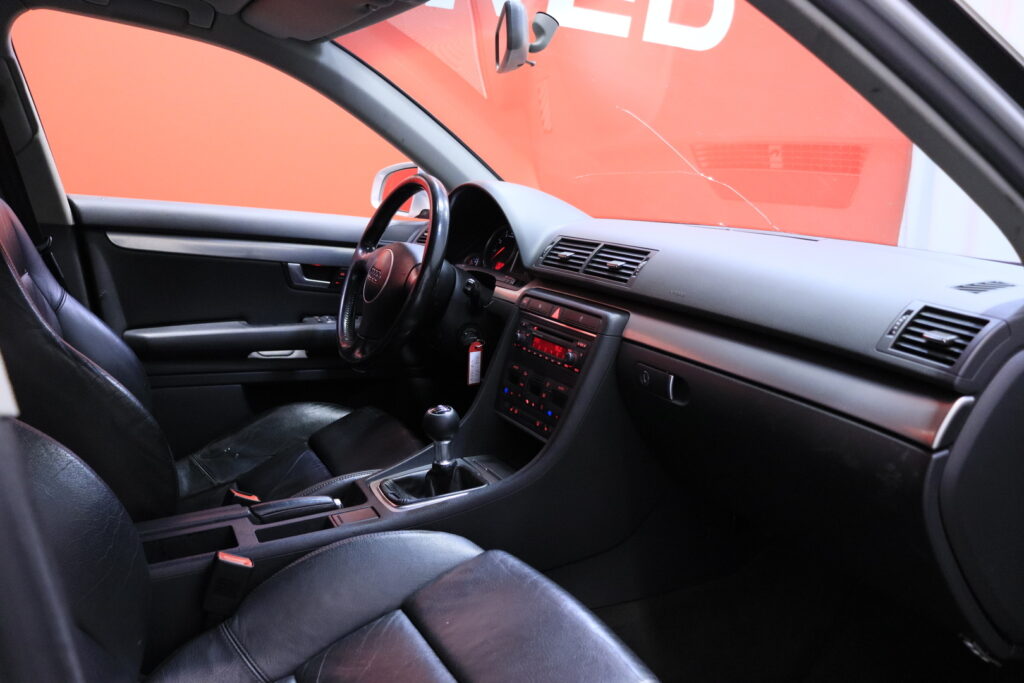 tuotekuva-Audi-A4-LSZ-916-2026-03-27-115229-20 tuotekuva-Audi-A4-LSZ-916-2026-03-27-115229-20