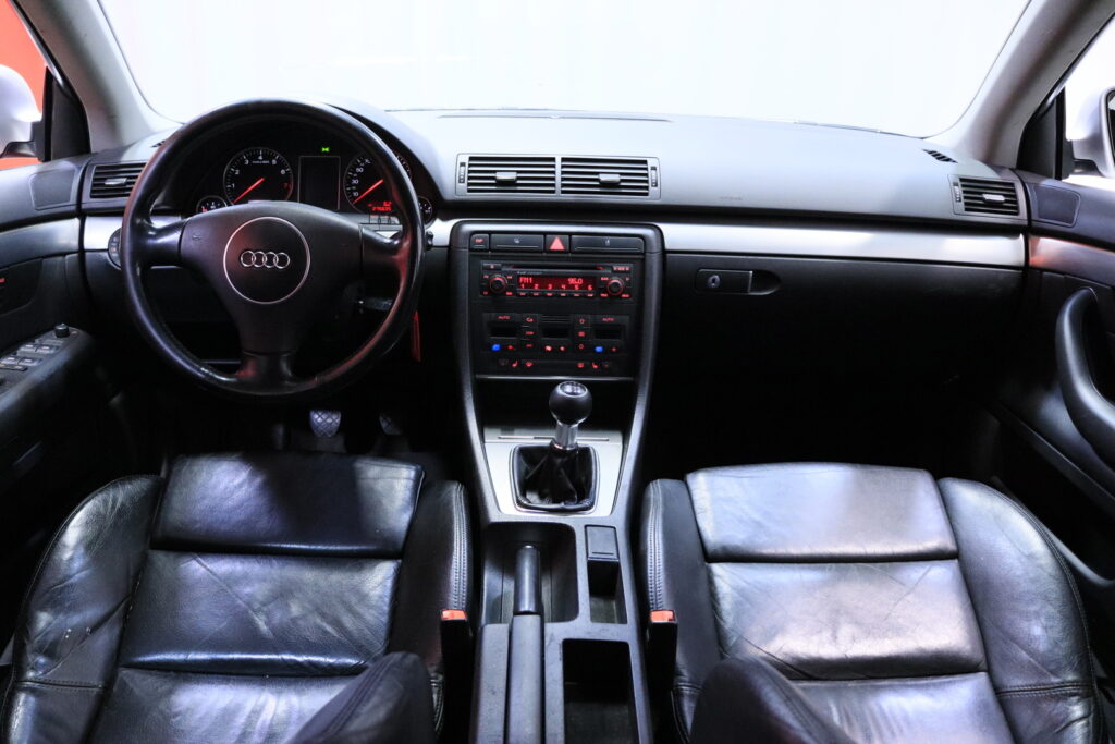 tuotekuva-Audi-A4-LSZ-916-2026-03-27-115229-21 tuotekuva-Audi-A4-LSZ-916-2026-03-27-115229-21