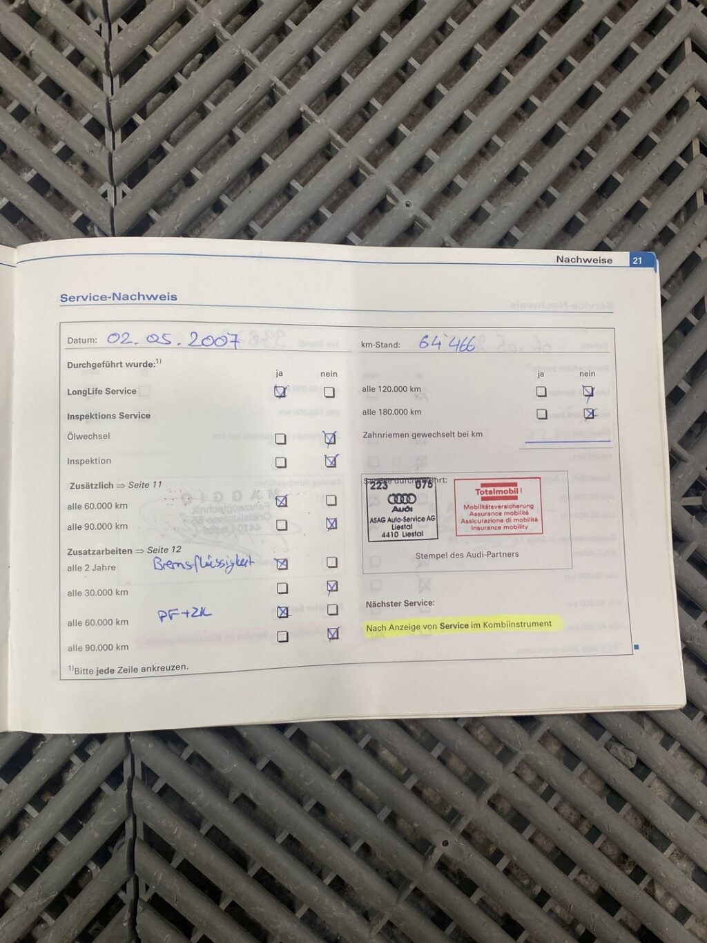 tuotekuva-Audi-A4-LSZ-916-2026-03-27-115229-32 tuotekuva-Audi-A4-LSZ-916-2026-03-27-115229-32