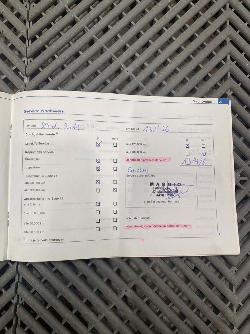 tuotekuva-Audi-A4-LSZ-916-2026-03-27-115229-34 tuotekuva-Audi-A4-LSZ-916-2026-03-27-115229-34