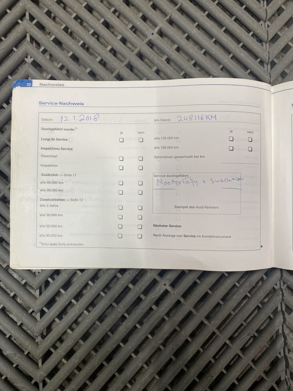 tuotekuva-Audi-A4-LSZ-916-2026-03-27-115229-43 tuotekuva-Audi-A4-LSZ-916-2026-03-27-115229-43