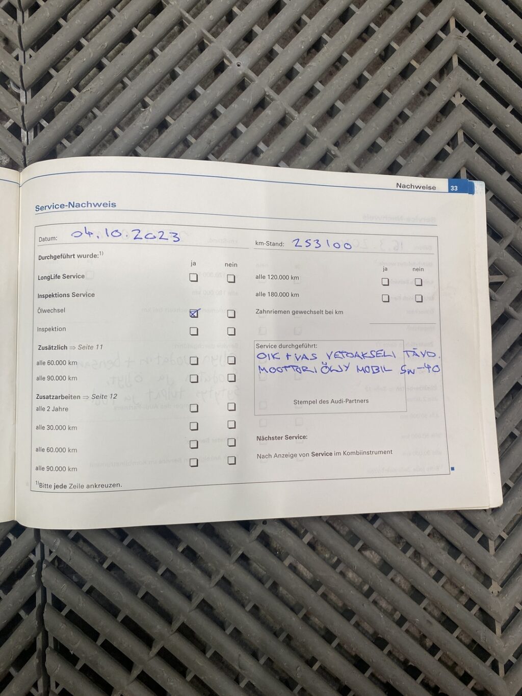 tuotekuva-Audi-A4-LSZ-916-2026-03-27-115229-44 tuotekuva-Audi-A4-LSZ-916-2026-03-27-115229-44