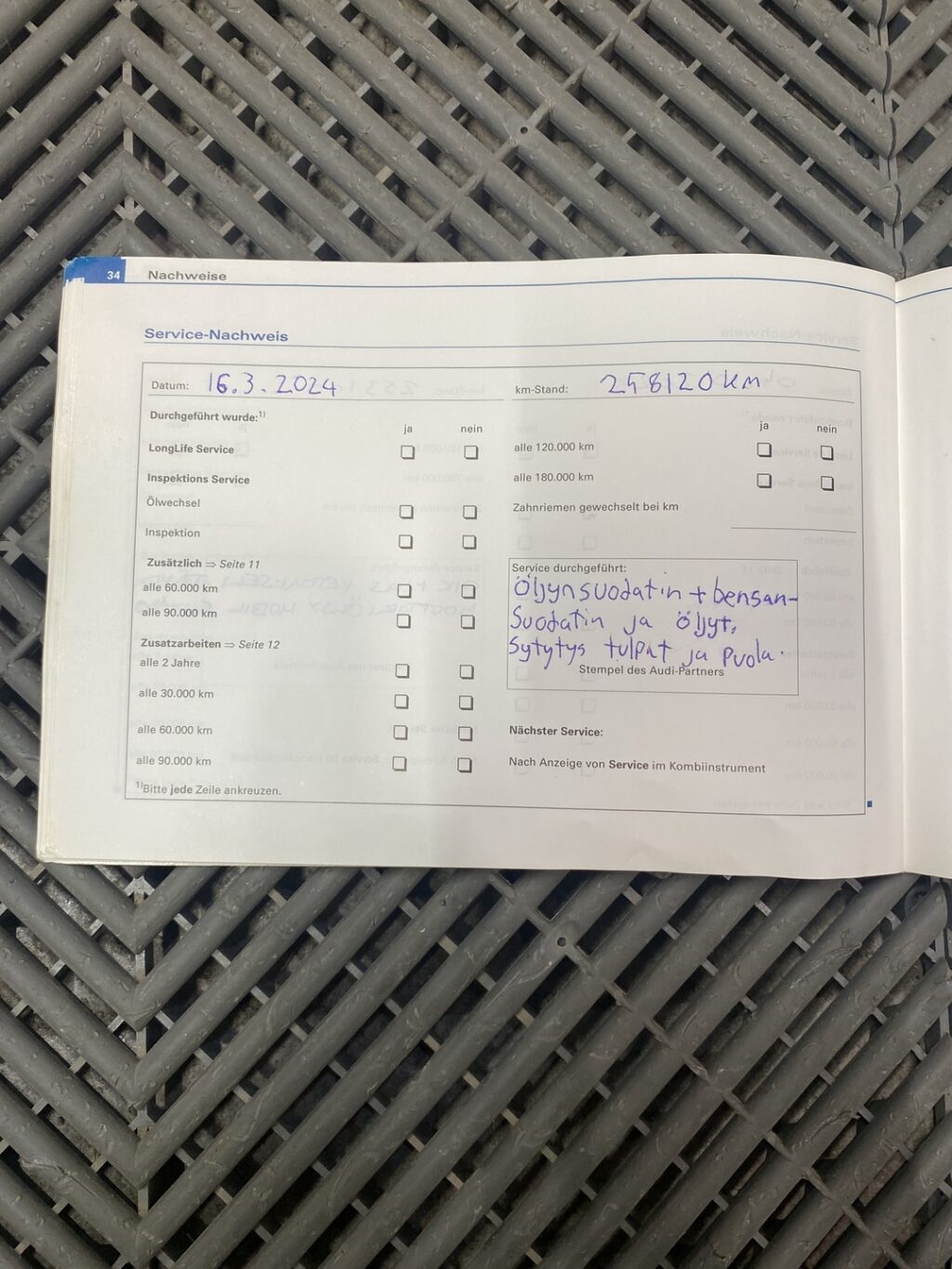 tuotekuva-Audi-A4-LSZ-916-2026-03-27-115229-45 tuotekuva-Audi-A4-LSZ-916-2026-03-27-115229-45