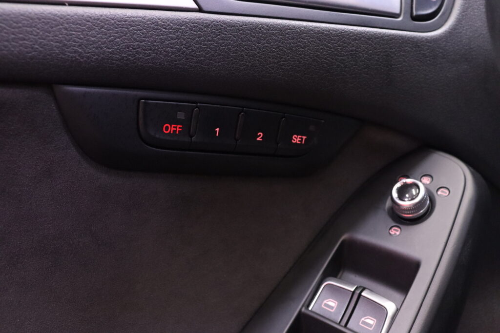 Audi - A5 - Sportback Black Edition 3,0 V6 TDI DPF 180 kW quattro S tronic-autom. // ACC / Nahka-Alcantra / Navi / P. Kamera / Webasto Audi - A5 - Sportback Black Edition 3,0 V6 TDI DPF 180 kW quattro S tronic-autom. // ACC / Nahka-Alcantra / Navi / P. Kamera / Webasto - Viistoperä