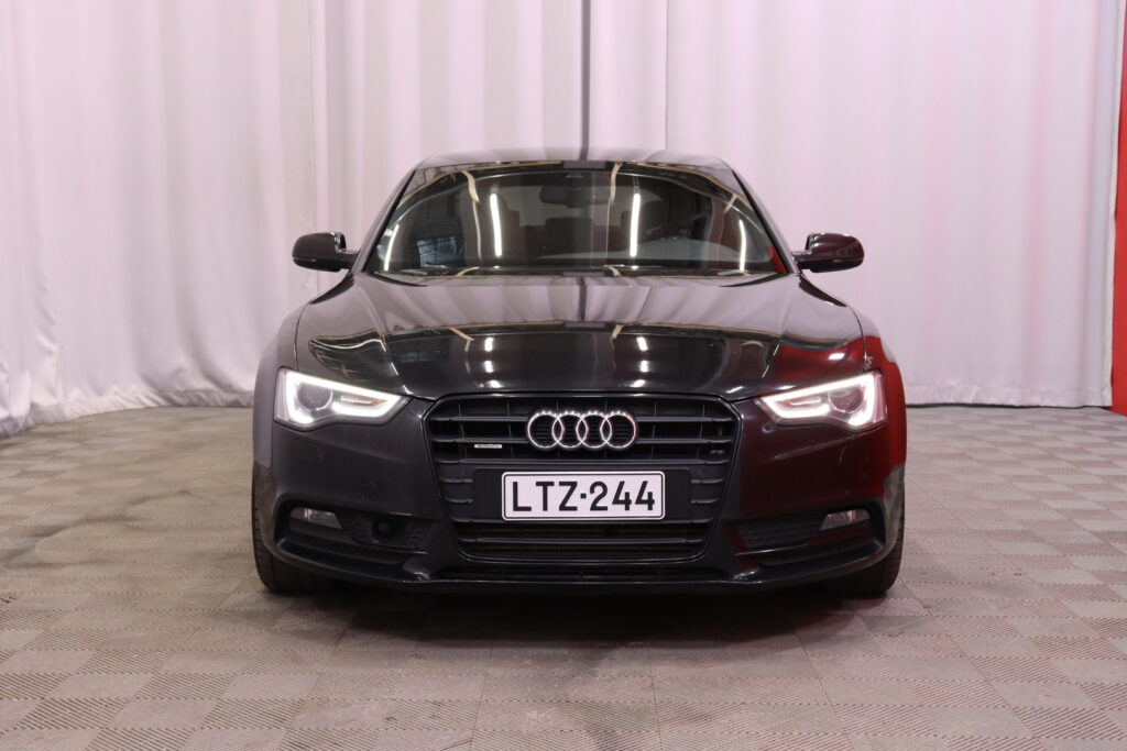 Audi - A5 - Sportback Black Edition 3,0 V6 TDI DPF 180 kW quattro S tronic-autom. // ACC / Nahka-Alcantra / Navi / P. Kamera / Webasto Audi - A5 - Sportback Black Edition 3,0 V6 TDI DPF 180 kW quattro S tronic-autom. // ACC / Nahka-Alcantra / Navi / P. Kamera / Webasto - Viistoperä