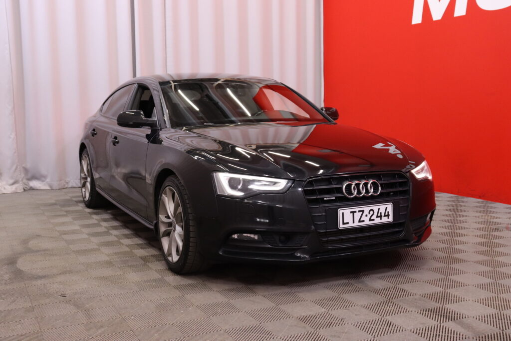 Audi - A5 - Sportback Black Edition 3,0 V6 TDI DPF 180 kW quattro S tronic-autom. // ACC / Nahka-Alcantra / Navi / P. Kamera / Webasto Audi - A5 - Sportback Black Edition 3,0 V6 TDI DPF 180 kW quattro S tronic-autom. // ACC / Nahka-Alcantra / Navi / P. Kamera / Webasto - Viistoperä