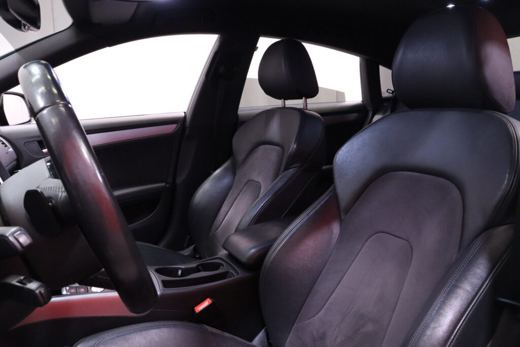 Audi - A5 - Sportback Black Edition 3,0 V6 TDI DPF 180 kW quattro S tronic-autom. // ACC / Nahka-Alcantra / Navi / P. Kamera / Webasto Audi - A5 - Sportback Black Edition 3,0 V6 TDI DPF 180 kW quattro S tronic-autom. // ACC / Nahka-Alcantra / Navi / P. Kamera / Webasto - Viistoperä