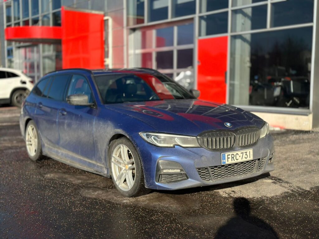 BMW - 320 - G21 Touring 320d A xDrive Business M Sport MHEV - Farmari