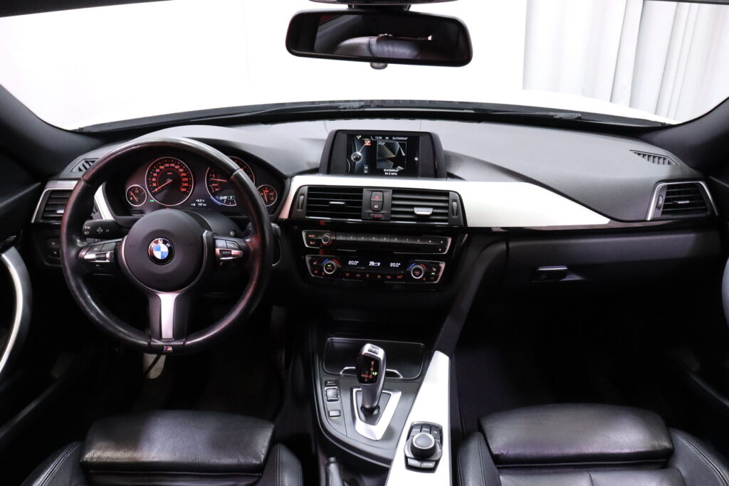 BMW - 320 Gran Turismo - F34 xDrive Business Exclusive Edition M Sport // Suomi-auto / Webasto / Nahat / LED / Sporttipenkit / Tutkat // BMW - 320 Gran Turismo - F34 xDrive Business Exclusive Edition M Sport // Suomi-auto / Webasto / Nahat / LED / Sporttipenkit / Tutkat // - Sedan