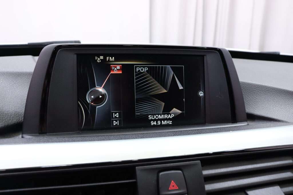 tuotekuva-BMW-320-Gran-Turismo-VZG-744-2026-03-24-160605-22 tuotekuva-BMW-320-Gran-Turismo-VZG-744-2026-03-24-160605-22