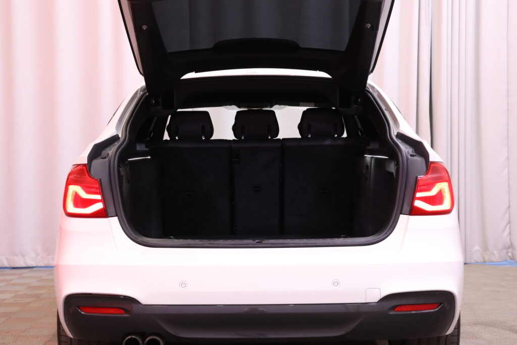 tuotekuva-BMW-320-Gran-Turismo-VZG-744-2026-03-24-160605-25 tuotekuva-BMW-320-Gran-Turismo-VZG-744-2026-03-24-160605-25