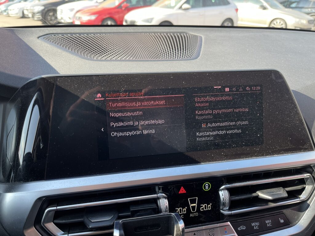 BMW - 320 - G20 Sedan 320d A xDrive Business Sport MHEV BMW - 320 - G20 Sedan 320d A xDrive Business Sport MHEV - Sedan