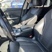 BMW - 320 - G20 Sedan 320d A xDrive Business Sport MHEV - Sedan