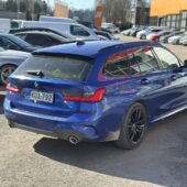 BMW - 330 - G21 Touring 330e xDrive A Charged Edition M Sport - Farmari