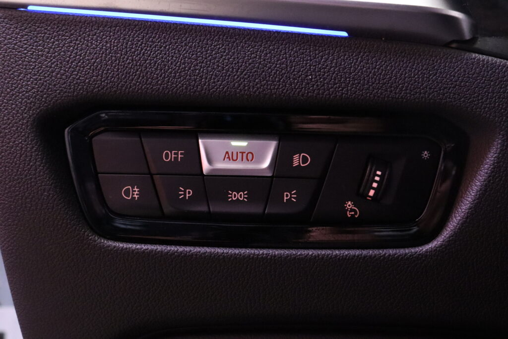 BMW - 420 - G26 Gran Coupé 420d A xDrive Business M Sport MHEV / Laser / Webasto / HUD / ACC / Muistipenkki / Koukku / Hifi / BMW - 420 - G26 Gran Coupé 420d A xDrive Business M Sport MHEV / Laser / Webasto / HUD / ACC / Muistipenkki / Koukku / Hifi / - Viistoperä