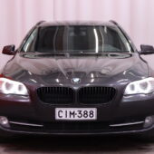 BMW - 520 - Sport A F11 Touring Business // Sport-vaihteisto / Xenon / PDC / Vakionopeudensäädin / Bluetooth / - Farmari