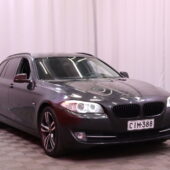 BMW - 520 - Sport A F11 Touring Business // Sport-vaihteisto / Xenon / PDC / Vakionopeudensäädin / Bluetooth / - Farmari