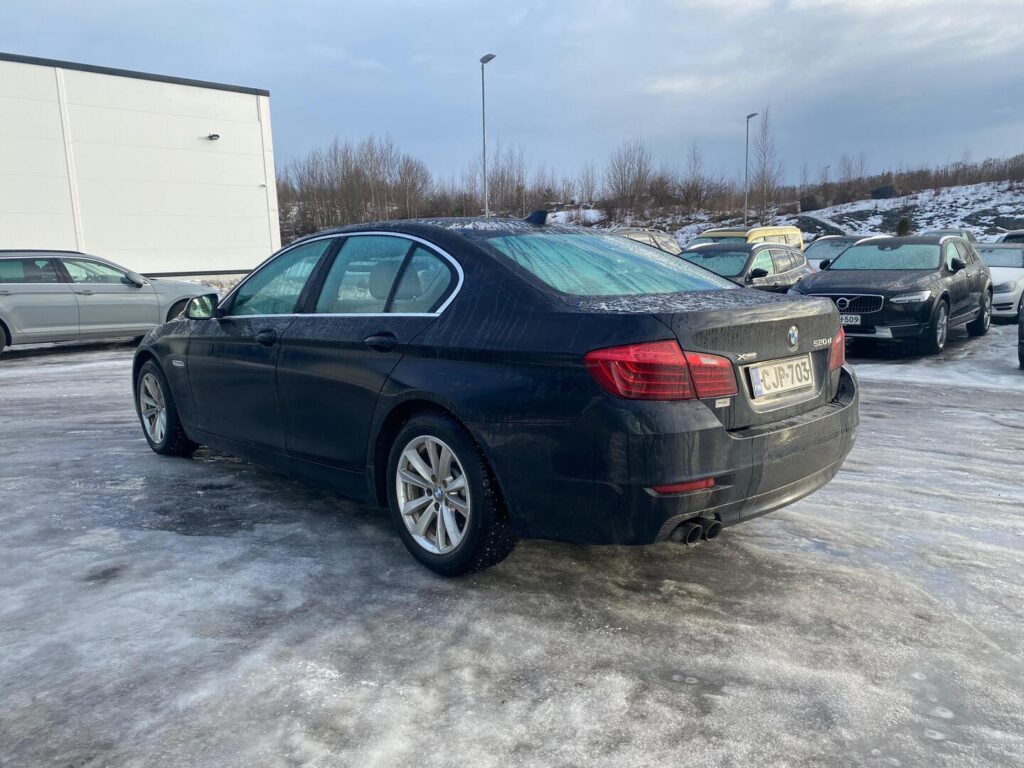 BMW - 520 - F10 Sedan 520d TwinPower Turbo A Limited xDrive Edition Exclusive BMW - 520 - F10 Sedan 520d TwinPower Turbo A Limited xDrive Edition Exclusive - Sedan