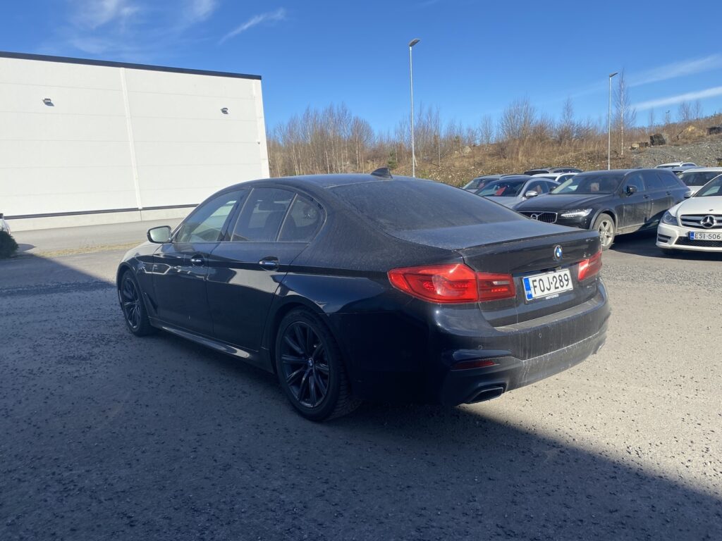 BMW - 520 - G30 Sedan 520d A M Sport BMW - 520 - G30 Sedan 520d A M Sport - Sedan