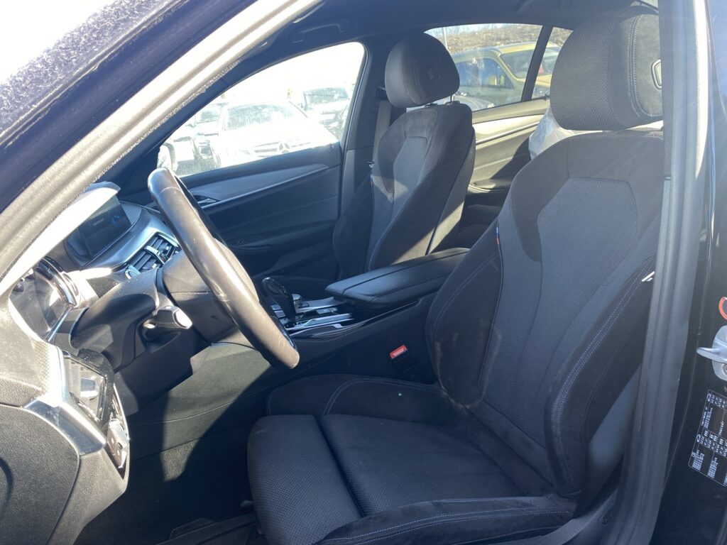 BMW - 520 - G30 Sedan 520d A M Sport BMW - 520 - G30 Sedan 520d A M Sport - Sedan