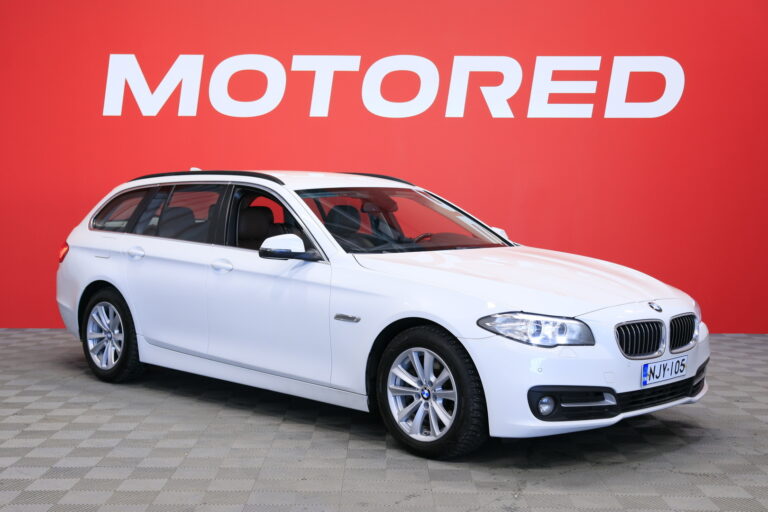 BMW - 520 - F11 Touring 520d TwinPower Turbo A xDrive Business Exclusive Edition - Farmari