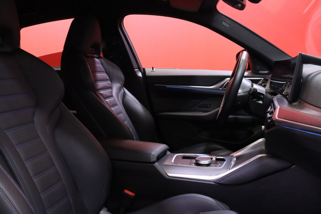 BMW - I4 M50 - // ACC / Laser / Harman Kardon / Driving Assistant Plus / Vetokoukku / 360°// BMW - I4 M50 - // ACC / Laser / Harman Kardon / Driving Assistant Plus / Vetokoukku / 360°// - Sedan