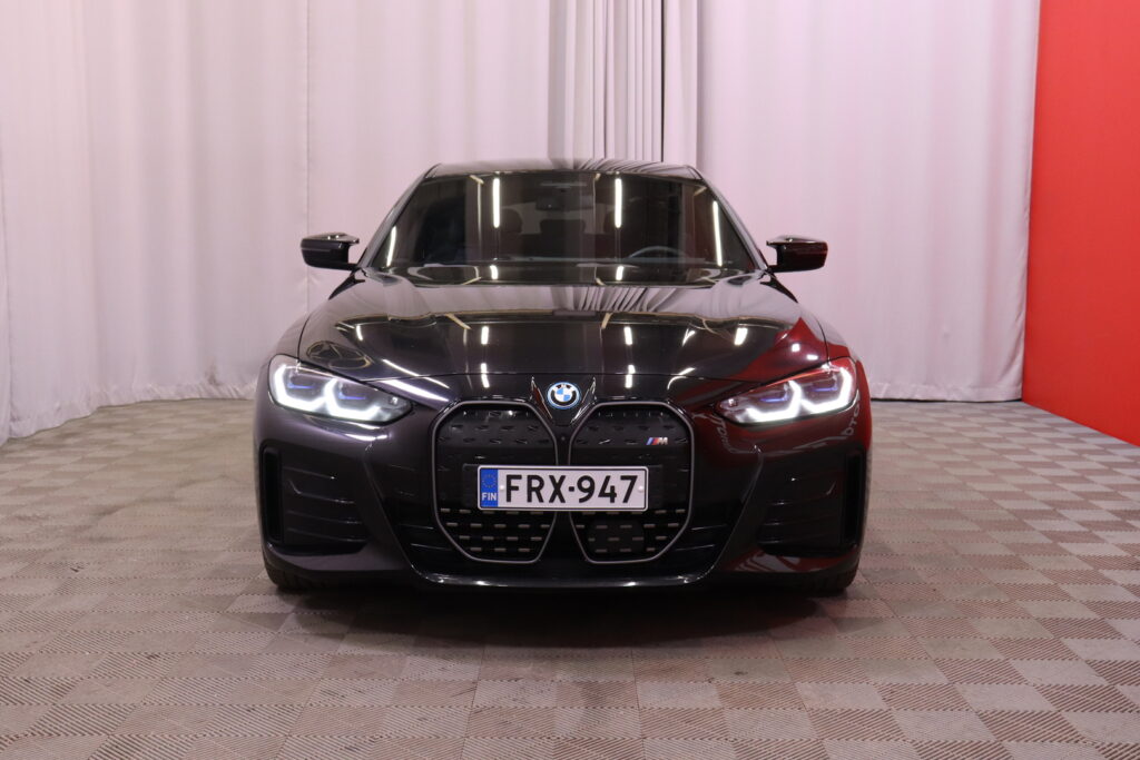 BMW - I4 M50 - // ACC / Laser / Harman Kardon / Driving Assistant Plus / Vetokoukku / 360°// BMW - I4 M50 - // ACC / Laser / Harman Kardon / Driving Assistant Plus / Vetokoukku / 360°// - Sedan