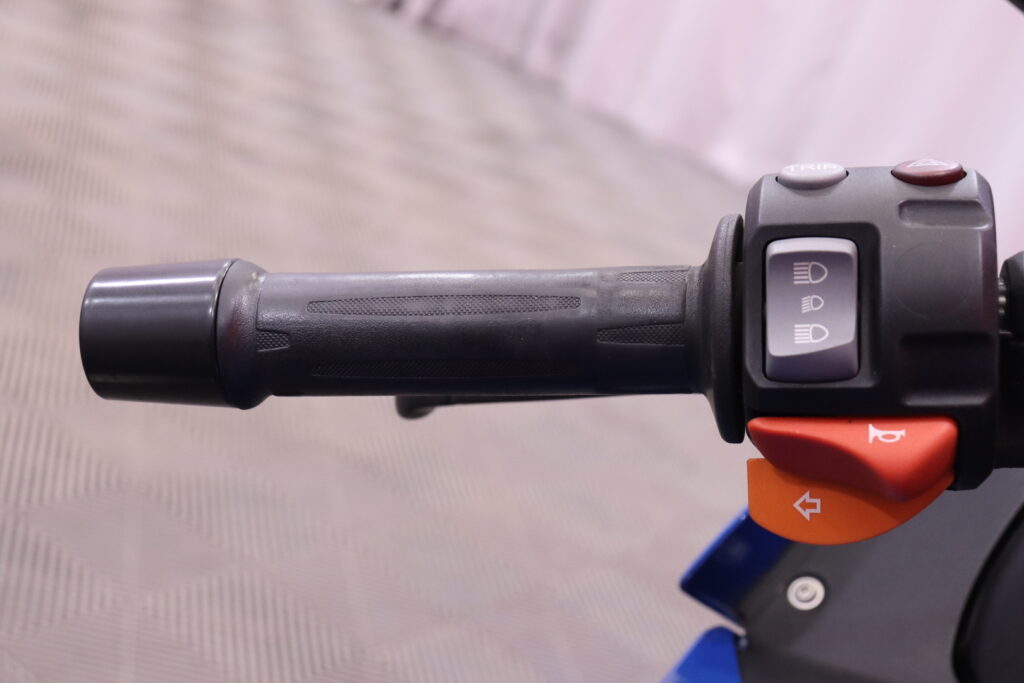 BMW - K - 1200 S // Juuri Saapunut! / Suomi-pyörä / Huoltokirja / ABS // BMW - K - 1200 S // Juuri Saapunut! / Suomi-pyörä / Huoltokirja / ABS // - Moottoripyörä