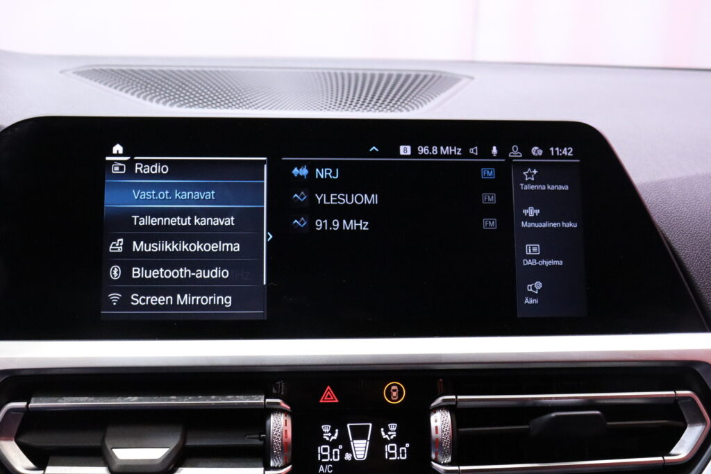 tuotekuva-BMW-M340i-CPJ-498-2026-03-17-113504-26 tuotekuva-BMW-M340i-CPJ-498-2026-03-17-113504-26