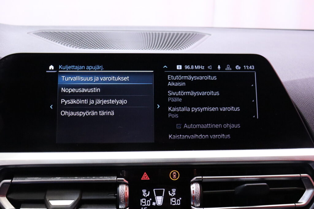 tuotekuva-BMW-M340i-CPJ-498-2026-03-17-113504-28 tuotekuva-BMW-M340i-CPJ-498-2026-03-17-113504-28