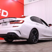 BMW - M340i - G20 Sedan M340i A xDrive // Laser / ACC / HUD / DAP / Adapt. M Alusta / M Sport Differential / Kamera / Hifi / Comfort access / - Sedan