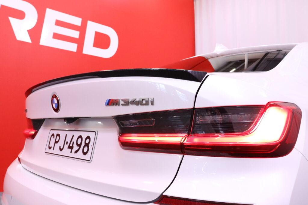 BMW - M340i - G20 Sedan M340i A xDrive // Laser / ACC / HUD / DAP / Adapt. M Alusta / M Sport Differential / Kamera / Hifi / Comfort access / BMW - M340i - G20 Sedan M340i A xDrive // Laser / ACC / HUD / DAP / Adapt. M Alusta / M Sport Differential / Kamera / Hifi / Comfort access / - Sedan