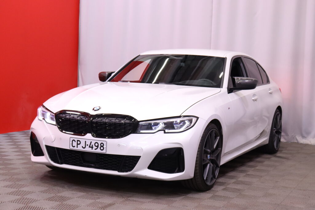 BMW - M340i - G20 Sedan M340i A xDrive // Laser / ACC / HUD / DAP / Adapt. M Alusta / M Sport Differential / Kamera / Hifi / Comfort access / BMW - M340i - G20 Sedan M340i A xDrive // Laser / ACC / HUD / DAP / Adapt. M Alusta / M Sport Differential / Kamera / Hifi / Comfort access / - Sedan