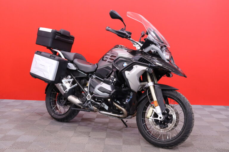 BMW - R - 1200 GS // Suomi pyörä / 3x Laukut / Vakkari / Navi // - Moottoripyörä