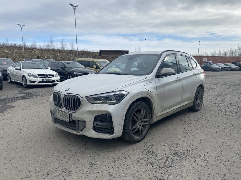 BMW - X1 - F48 xDrive25e A Business M Sport BMW - X1 - F48 xDrive25e A Business M Sport - Farmari