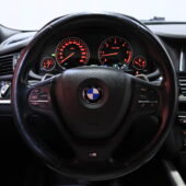 BMW - X4 - F26 xDrive30d TwinPower Turbo A M-Sport - Maastoauto