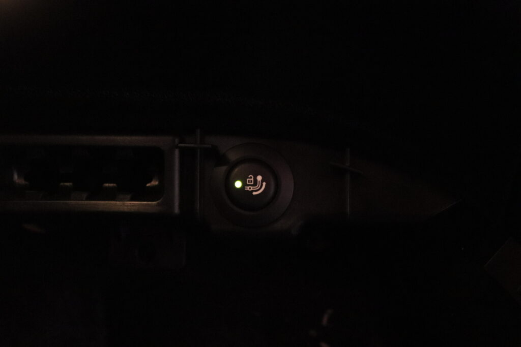 tuotekuva-BMW-X4-GLJ-140-2026-03-13-154602-23 tuotekuva-BMW-X4-GLJ-140-2026-03-13-154602-23